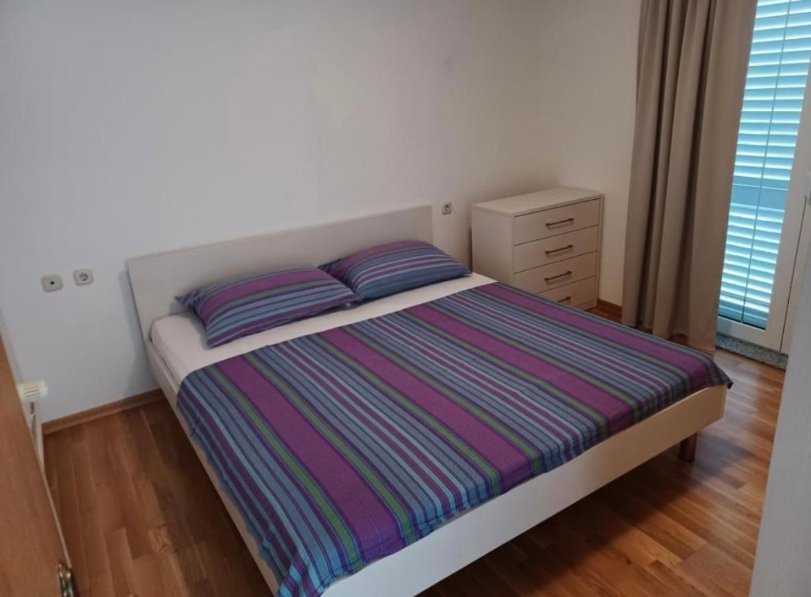 Apartmani Adria Трогир Екстериор снимка