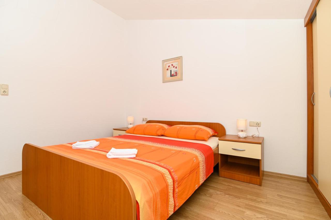 Apartmani Adria Трогир Екстериор снимка