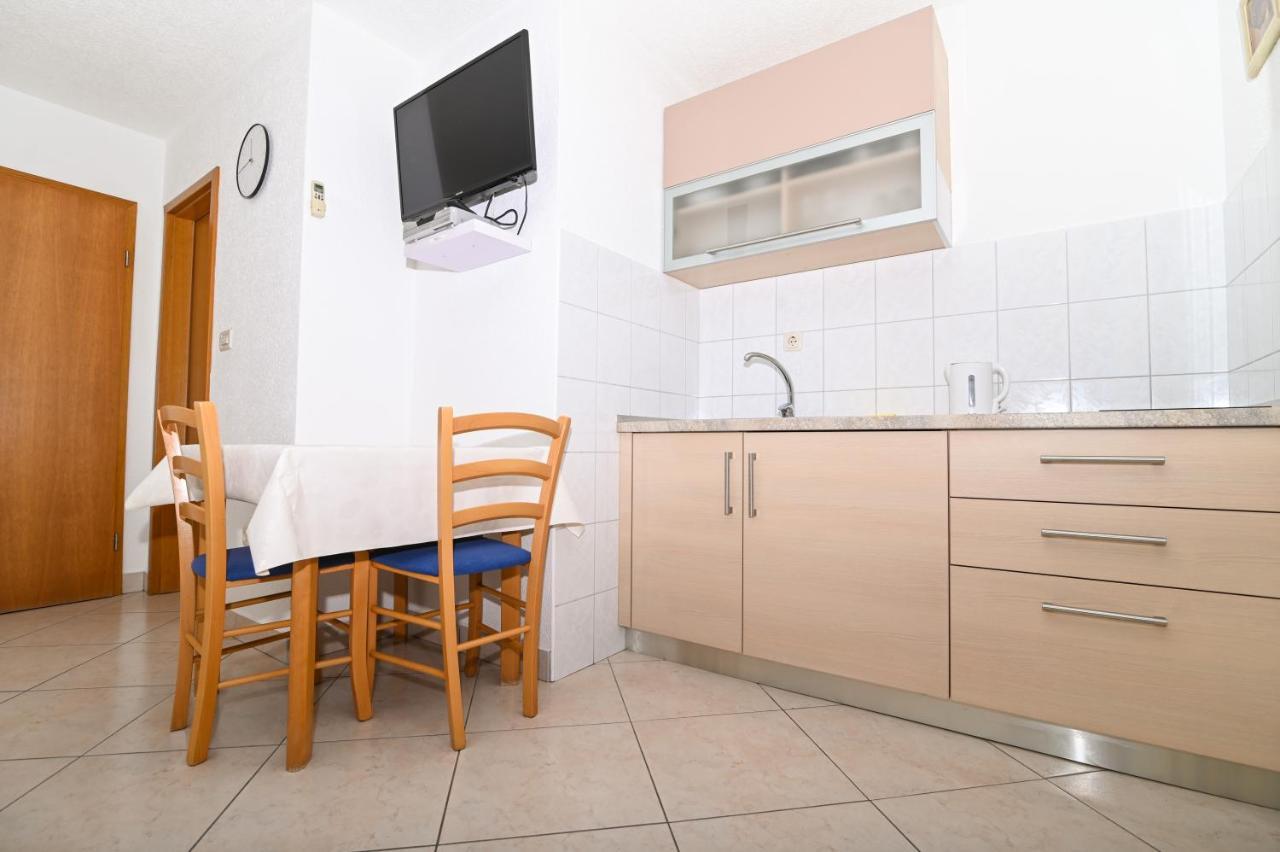 Apartmani Adria Трогир Екстериор снимка