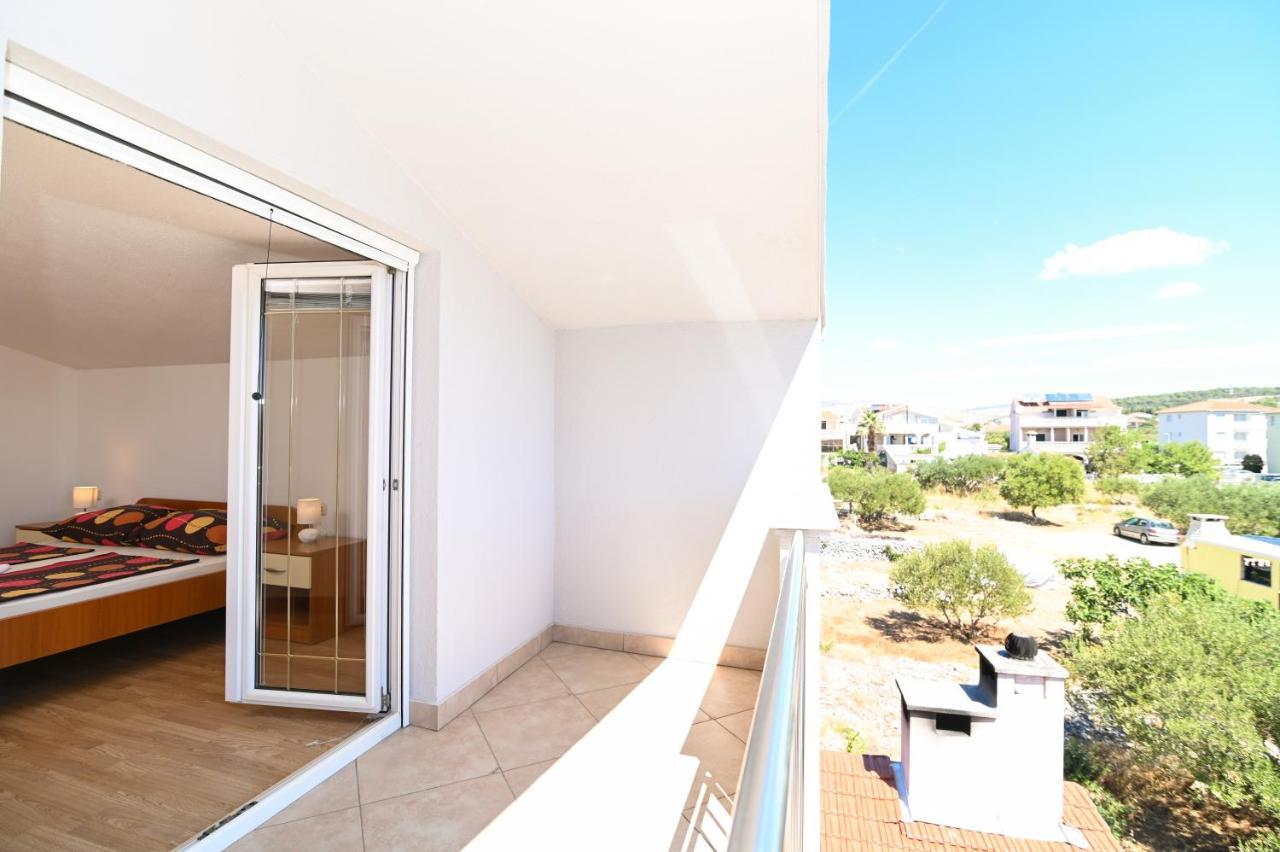 Apartmani Adria Трогир Екстериор снимка