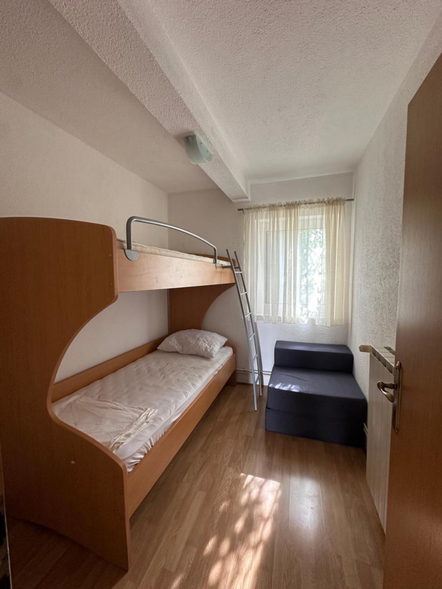 Apartmani Adria Трогир Екстериор снимка